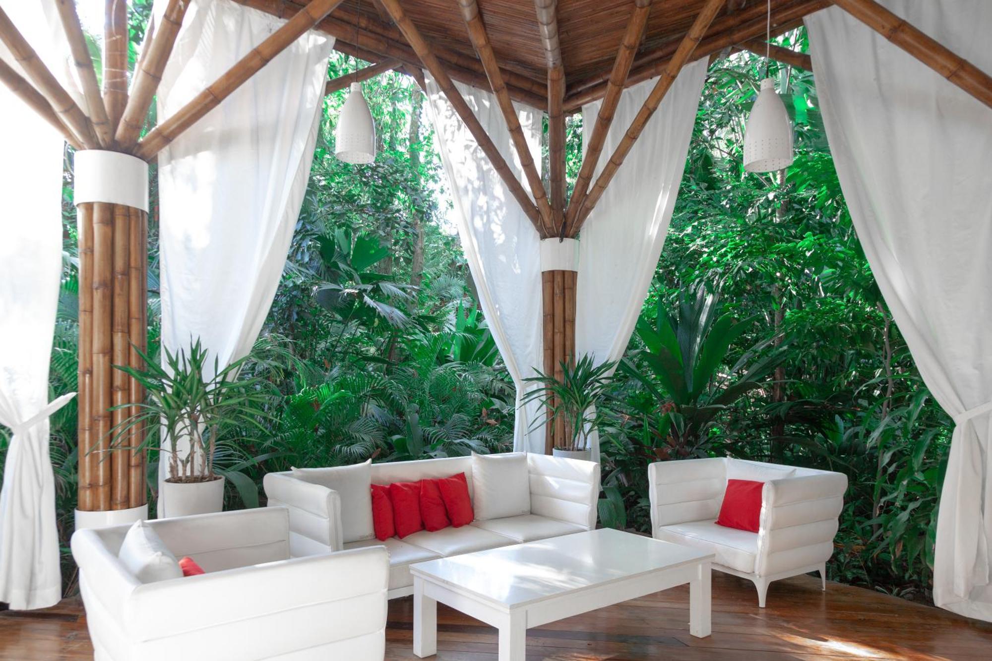 Le Cameleon Boutique Hotel Puerto Viejo de Talamanca Eksteriør billede