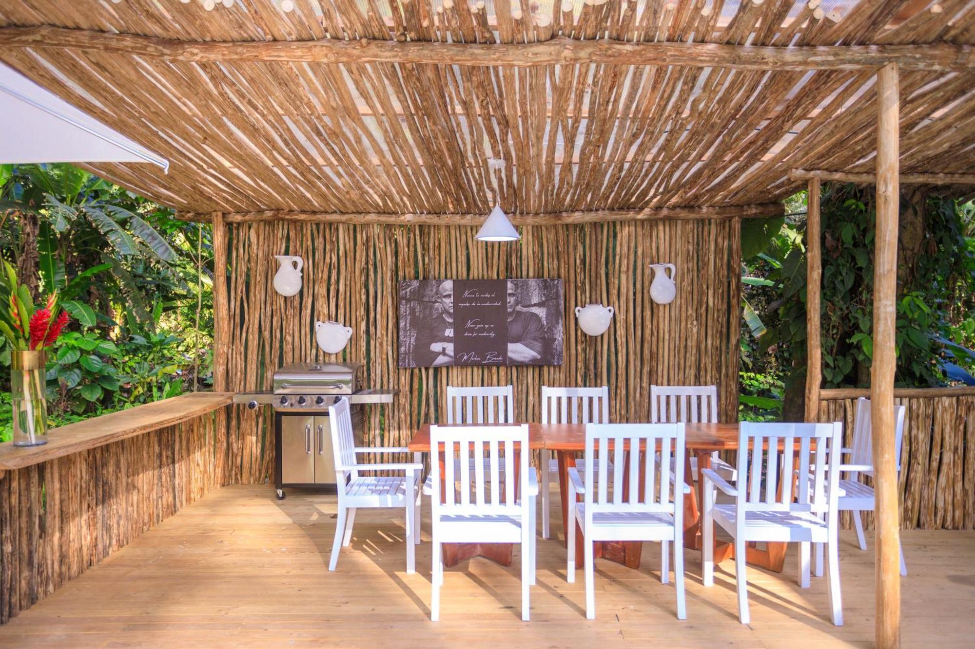 Le Cameleon Boutique Hotel Puerto Viejo de Talamanca Eksteriør billede